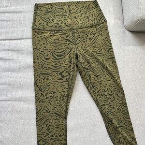 Athleta Green Animal Print Leggings
